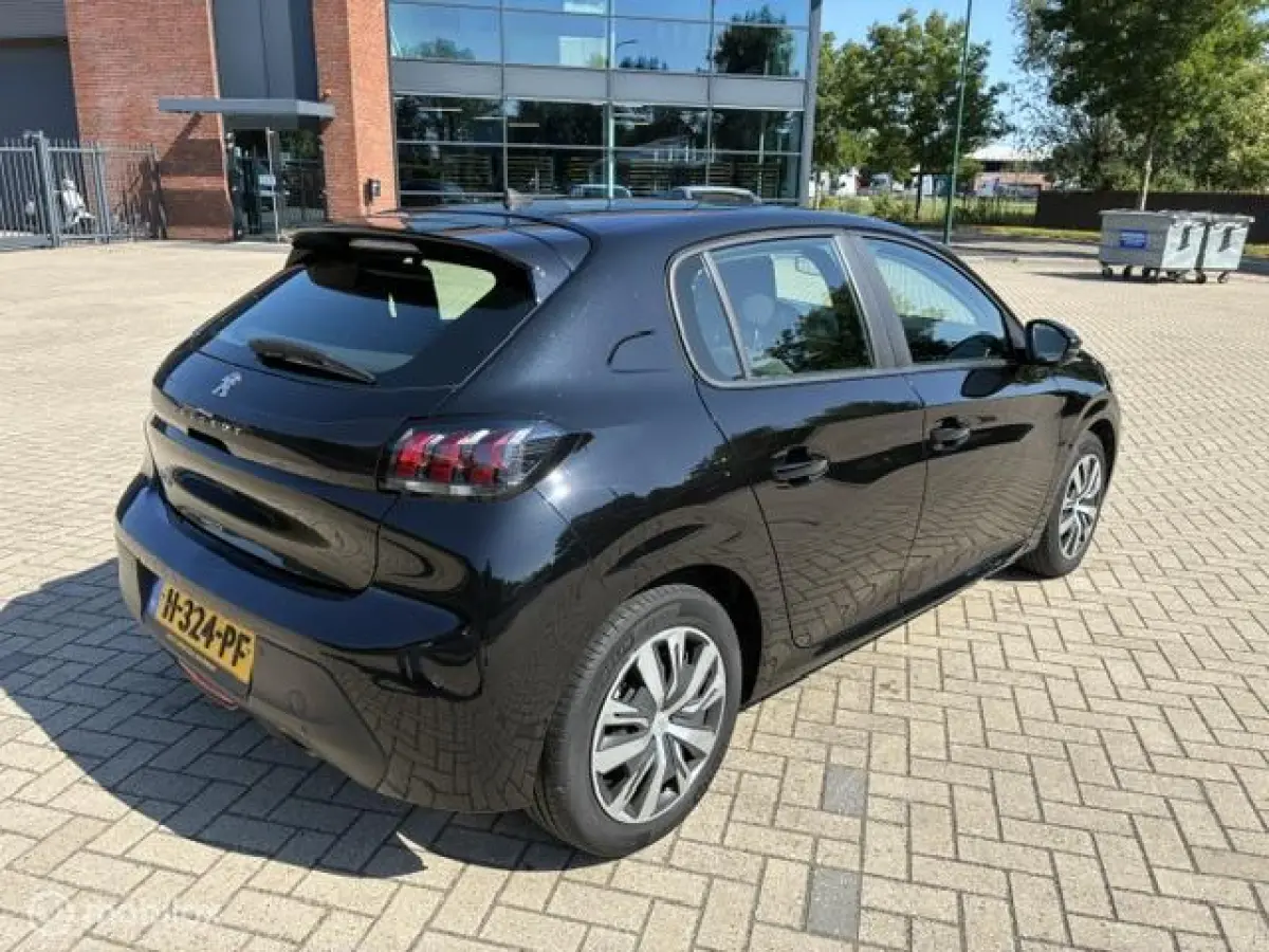 1.2 PureTech Dealer onderhouden!