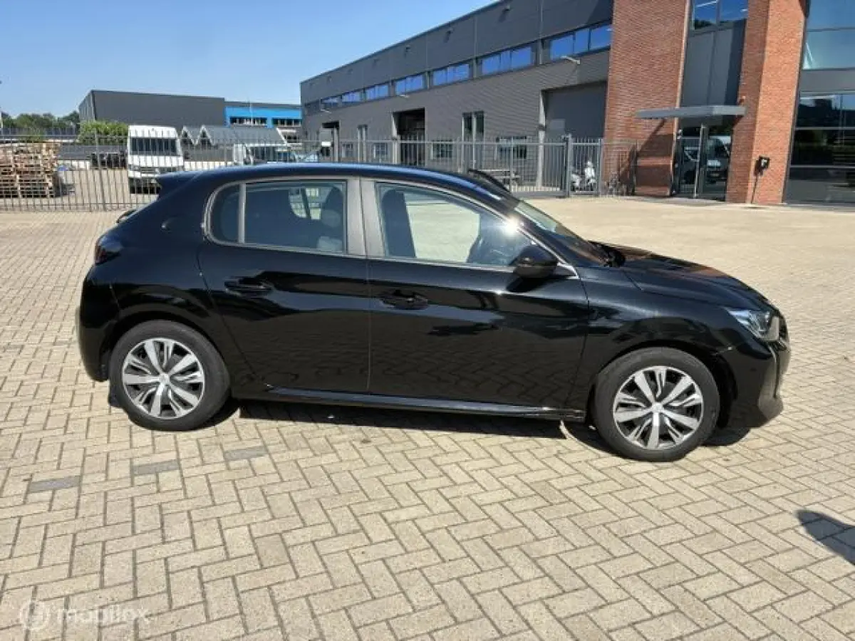 1.2 PureTech Dealer onderhouden!