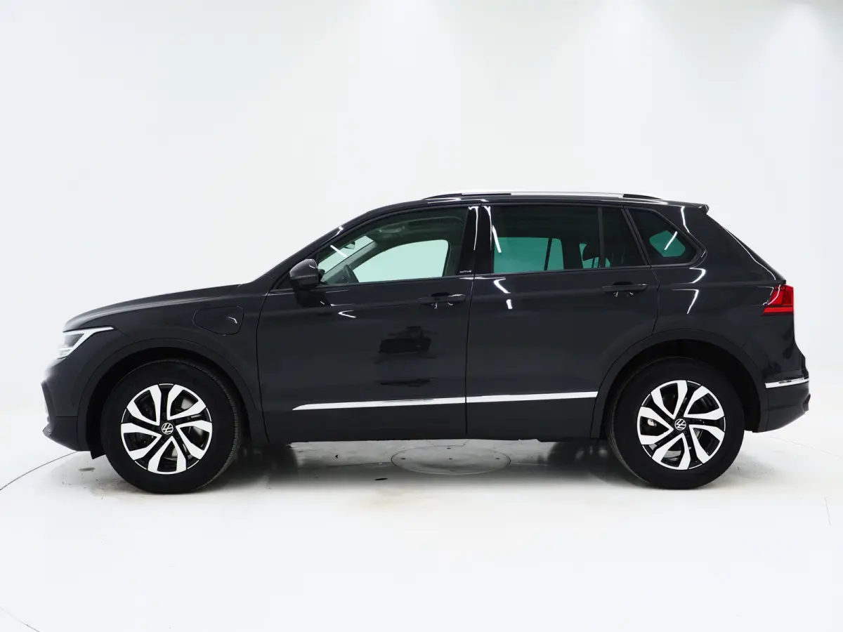 1.4 TSI eHybrid Elegance | Panoramadak | HUD | 360 | Sfeerlicht | Virtual | Adaptive Cruise | Dodehoek