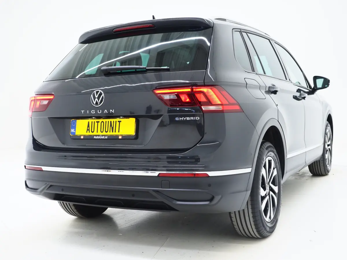 1.4 TSI eHybrid Elegance | Panoramadak | HUD | 360 | Sfeerlicht | Virtual | Adaptive Cruise | Dodehoek