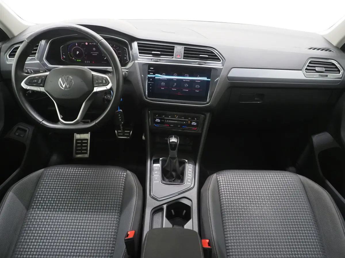 1.4 TSI eHybrid Elegance | Panoramadak | HUD | 360 | Sfeerlicht | Virtual | Adaptive Cruise | Dodehoek