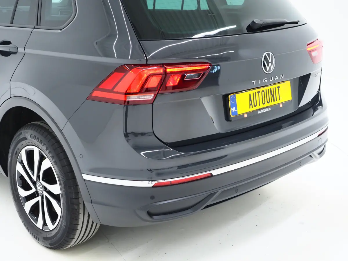 1.4 TSI eHybrid Elegance | Panoramadak | HUD | 360 | Sfeerlicht | Virtual | Adaptive Cruise | Dodehoek