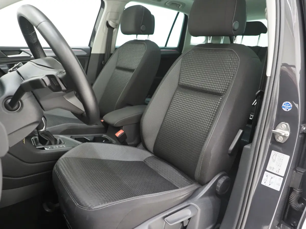 1.4 TSI eHybrid Elegance | Panoramadak | HUD | 360 | Sfeerlicht | Virtual | Adaptive Cruise | Dodehoek