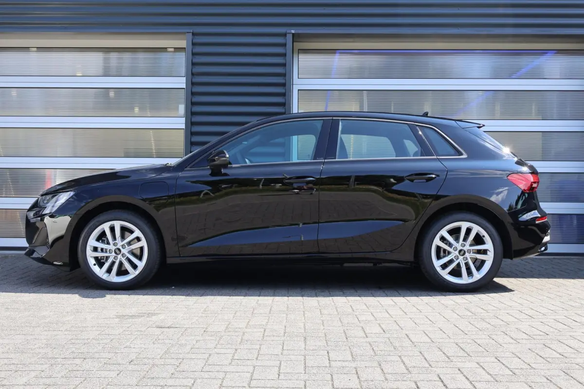 40 TFSI e 204pk Pro Line S-tronic | Velgen 17'' | Trekhaak | Achtruitrijcamera