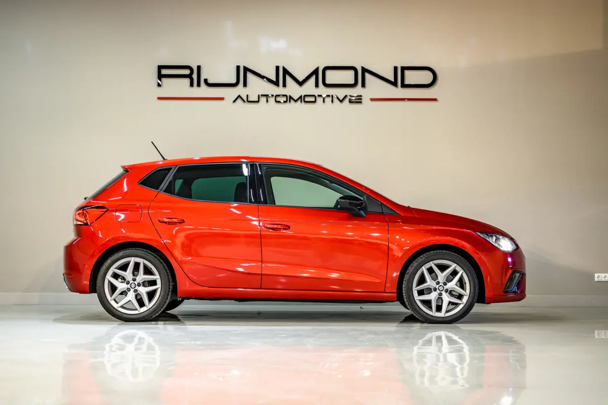 1.0 TSI FR Business Intense|Cruise Control|Carplay|