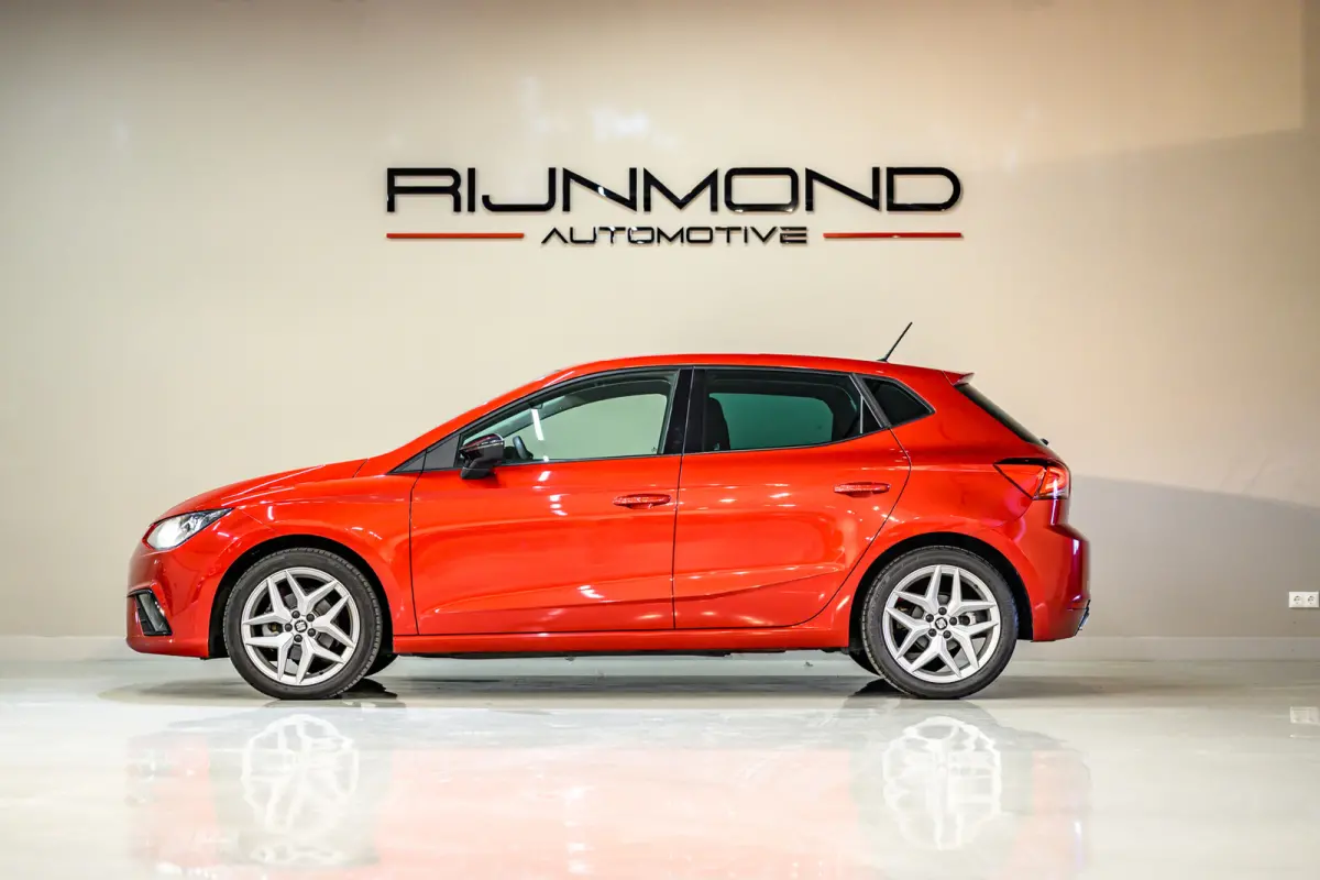 1.0 TSI FR Business Intense|Cruise Control|Carplay|