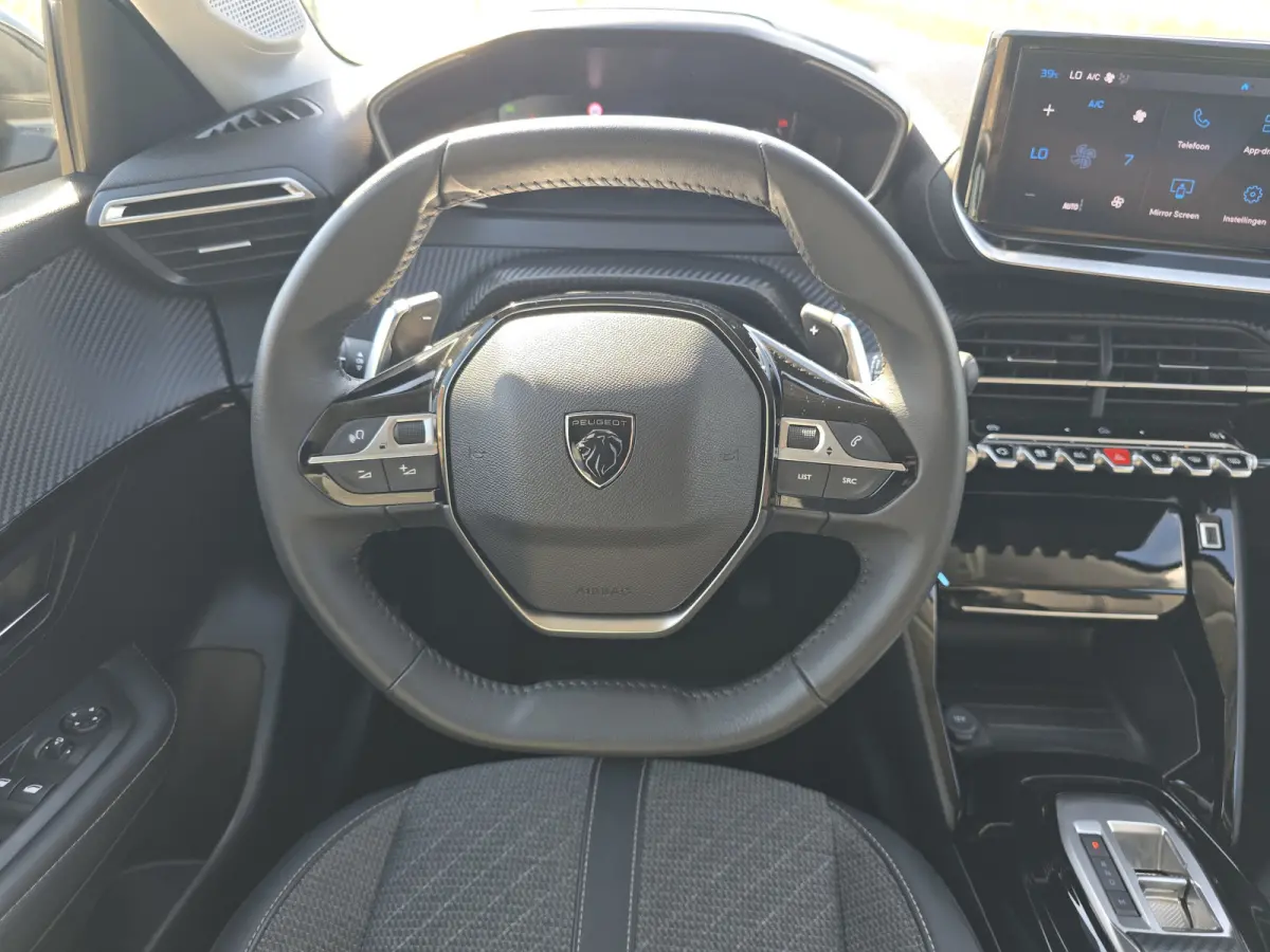 1.2 Hybrid 136 e-DCS6 Allure - 136 Pk - Climate Control - Cruise Control