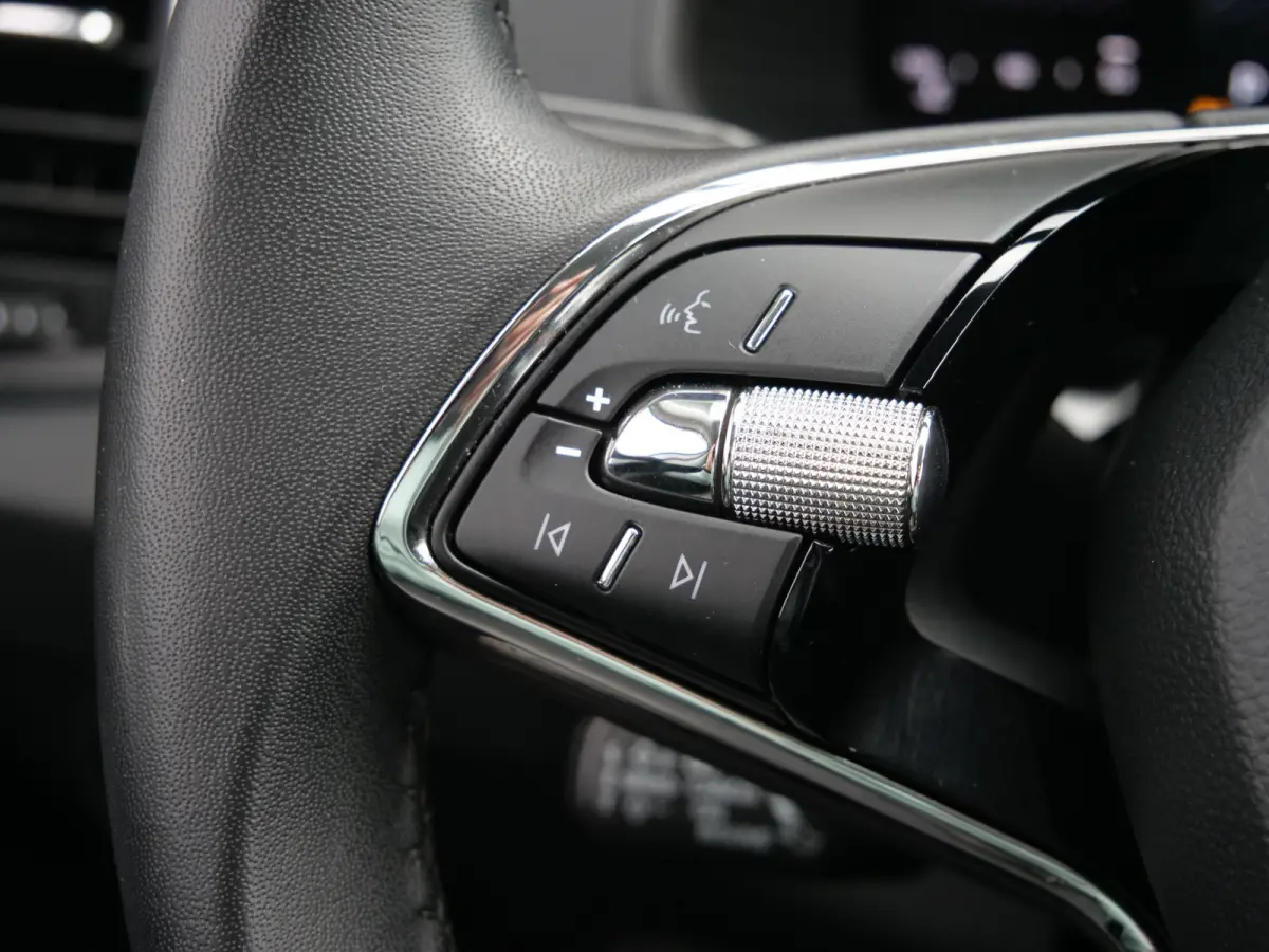 1.5 TSI ACT Business Edition 150 Pk Automaat Apple Carplay / Camera / Adaptive cruise / LED