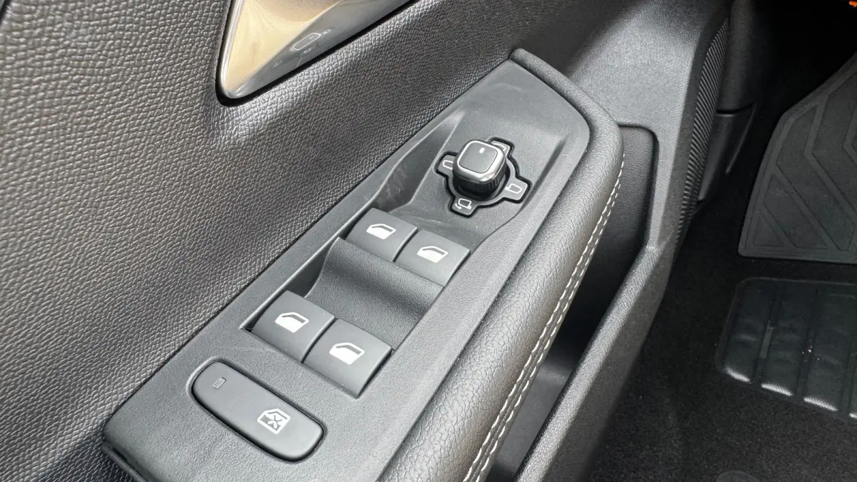 Astra-e Ultimate - | Achteruitrijcamera 180° | Adaptive Cruise control | Apple CarPlay en Android Auto ondersteuning