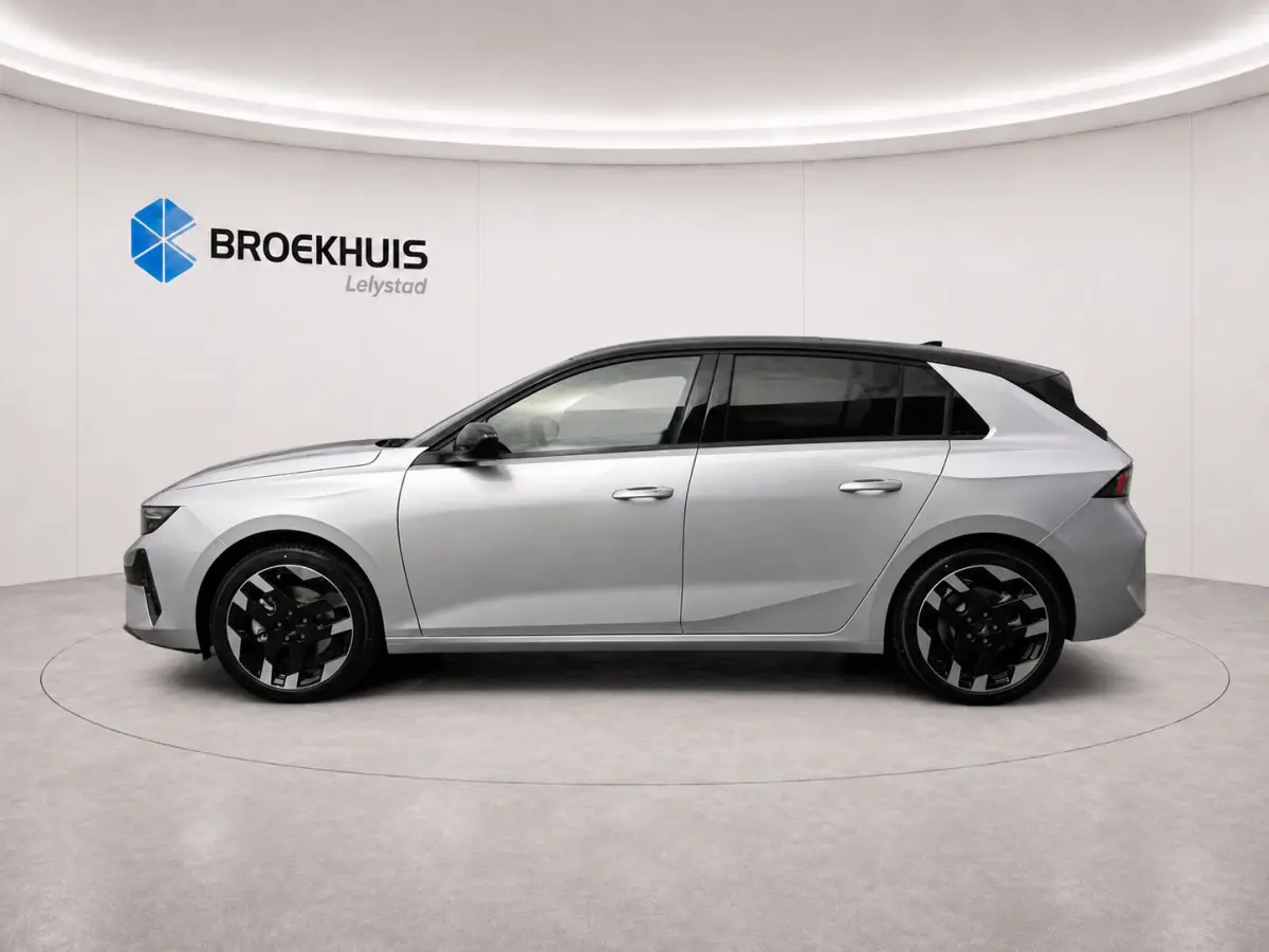 Astra-e Ultimate - | Achteruitrijcamera 180° | Adaptive Cruise control | Apple CarPlay en Android Auto ondersteuning