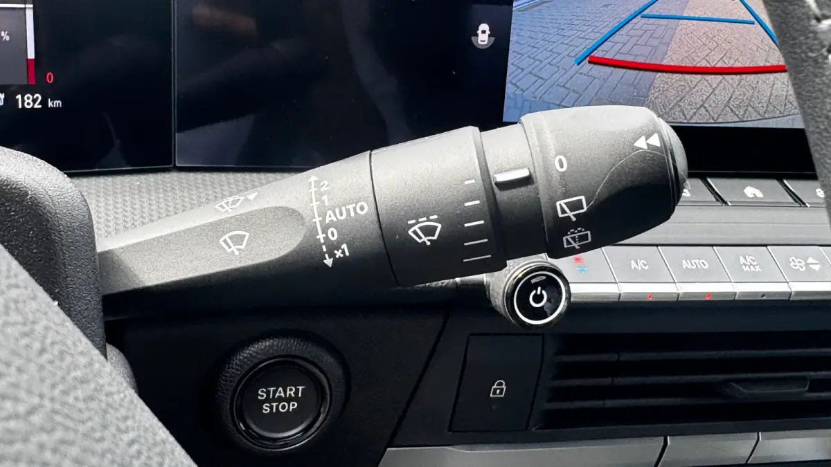 Astra-e Ultimate - | Achteruitrijcamera 180° | Adaptive Cruise control | Apple CarPlay en Android Auto ondersteuning