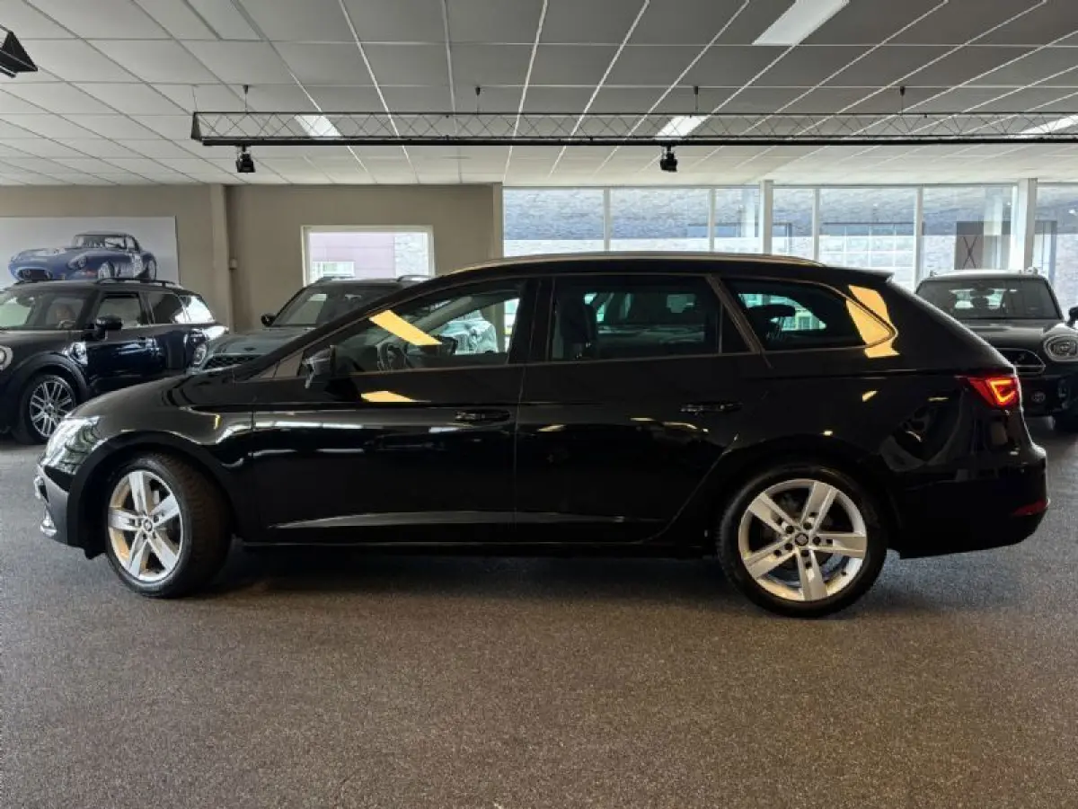 1.5 TSI FR Apple Carplay Adaptive cruise, camera, virtual cockpit enz