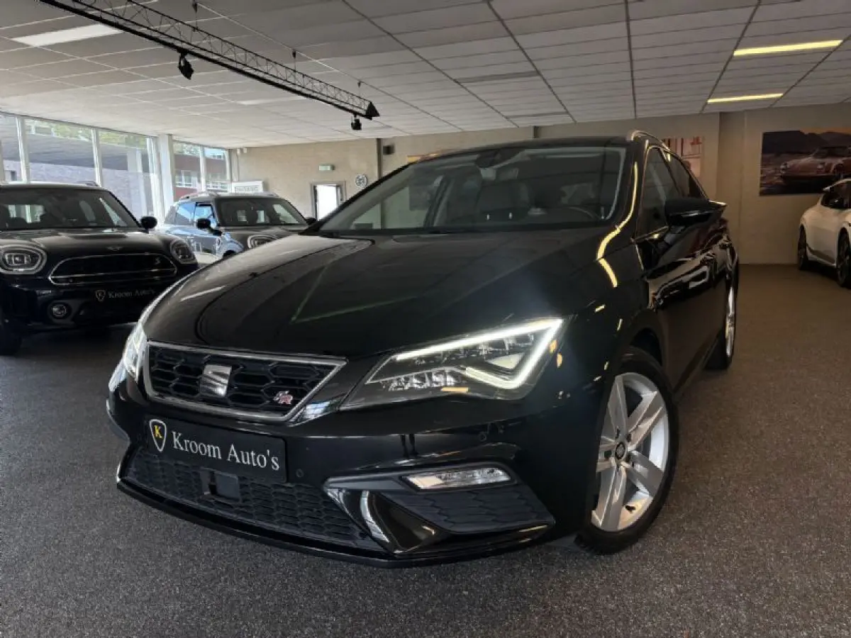 1.5 TSI FR Apple Carplay Adaptive cruise, camera, virtual cockpit enz