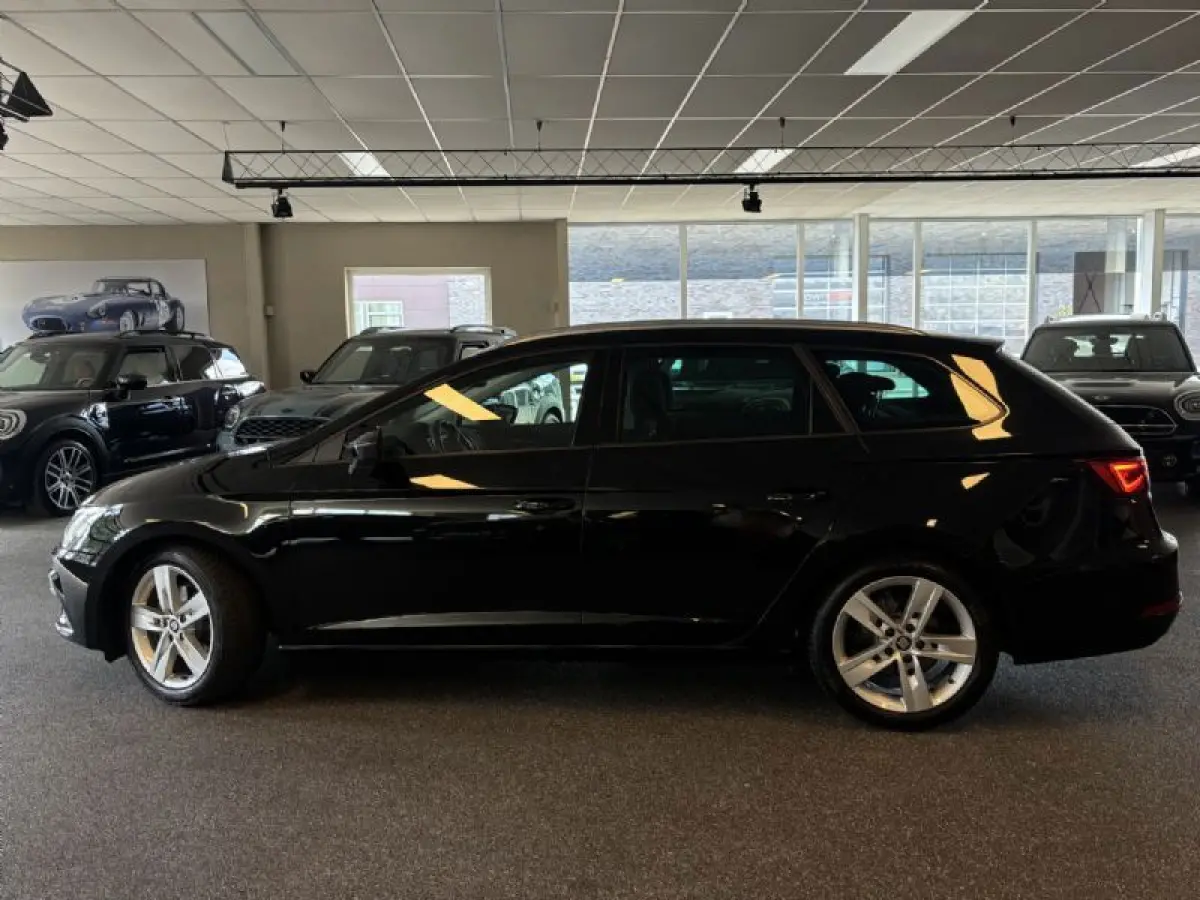 1.5 TSI FR Apple Carplay Adaptive cruise, camera, virtual cockpit enz