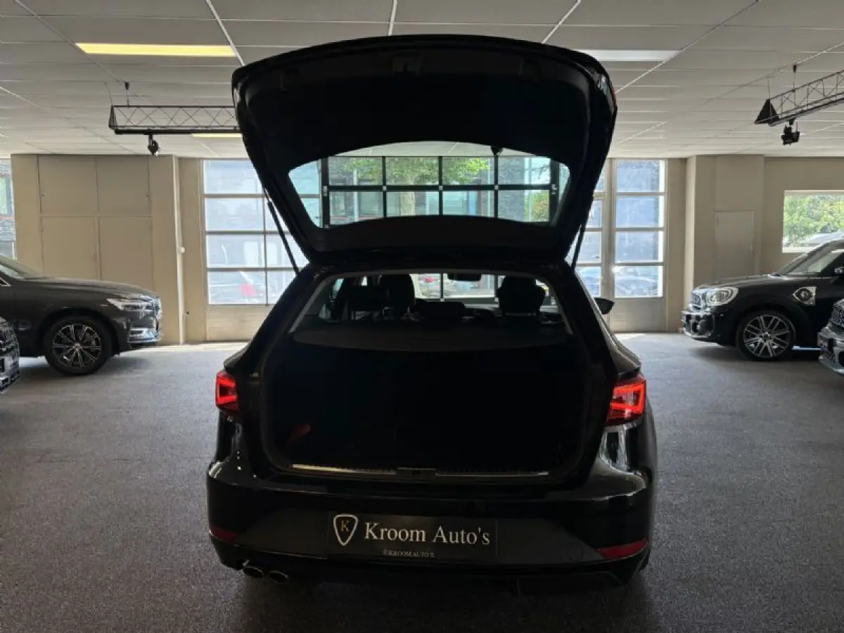1.5 TSI FR Apple Carplay Adaptive cruise, camera, virtual cockpit enz
