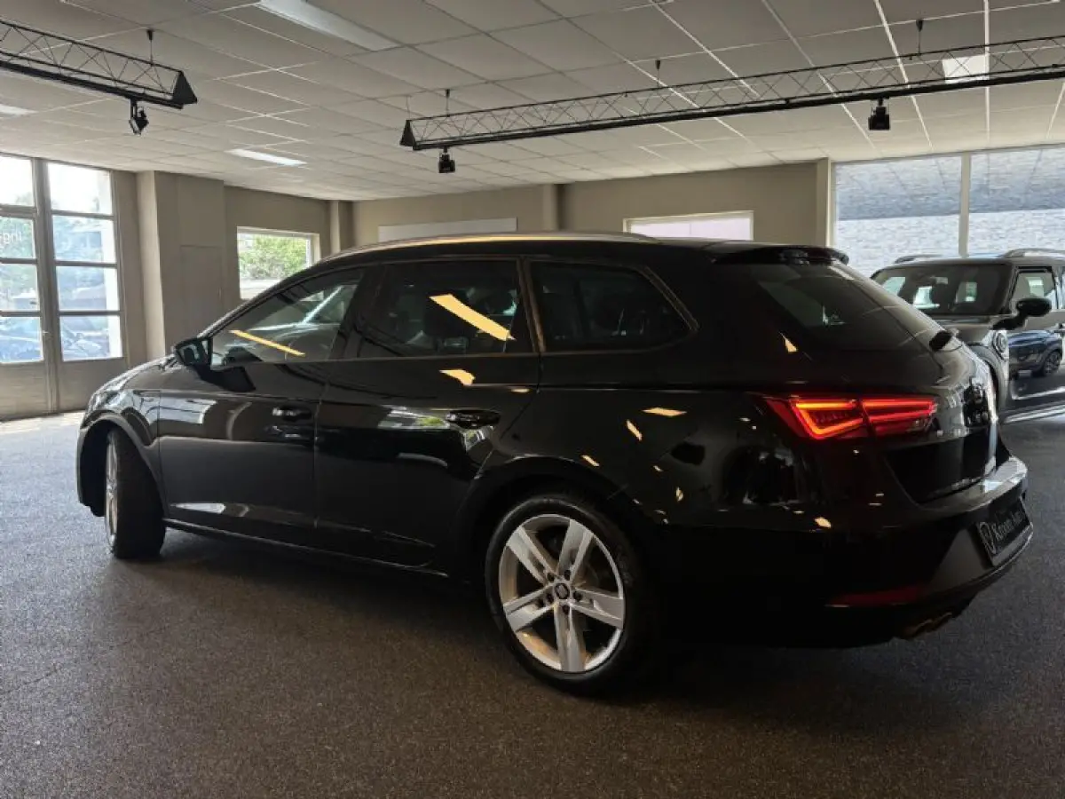 1.5 TSI FR Apple Carplay Adaptive cruise, camera, virtual cockpit enz
