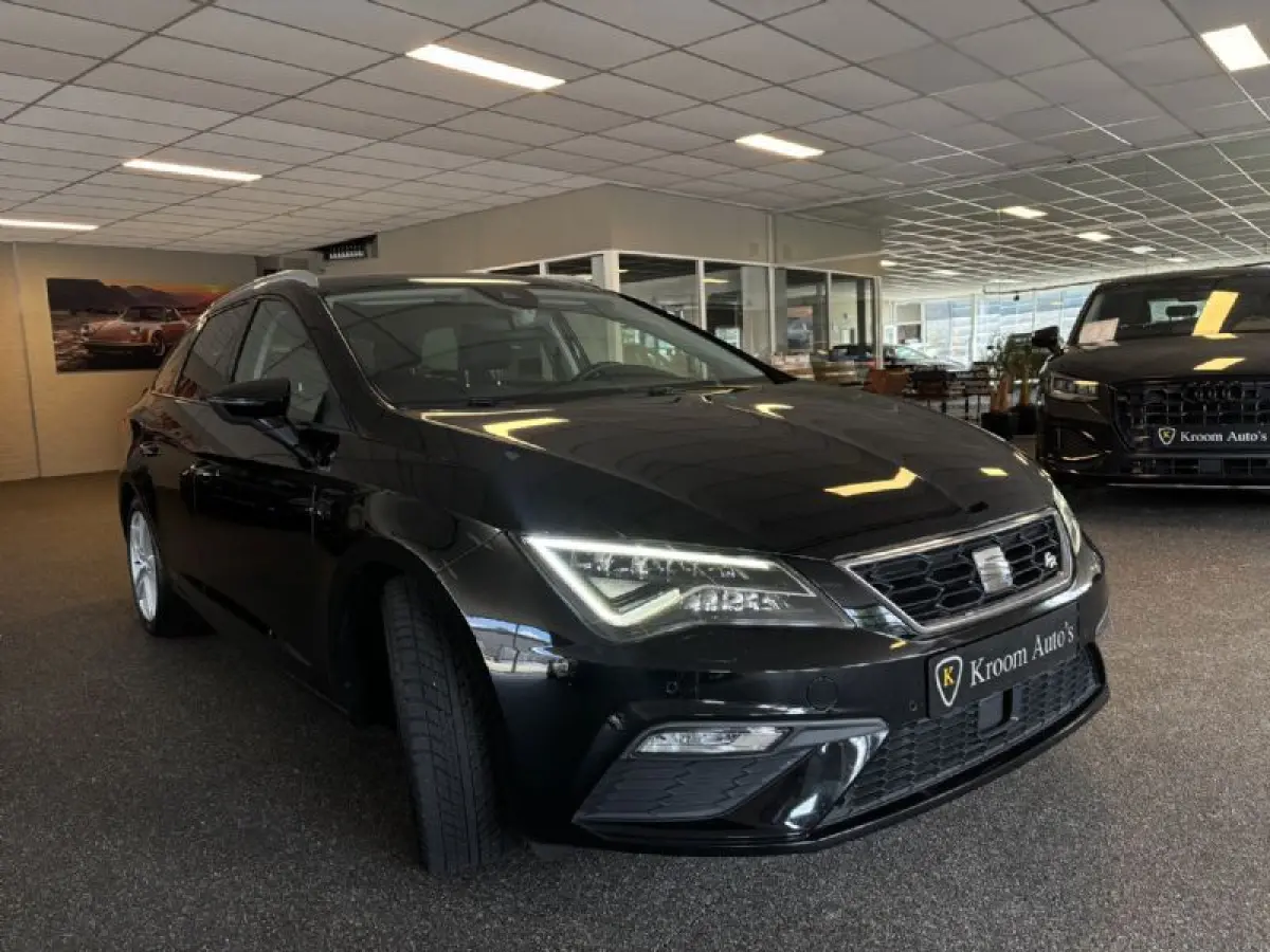 1.5 TSI FR Apple Carplay Adaptive cruise, camera, virtual cockpit enz