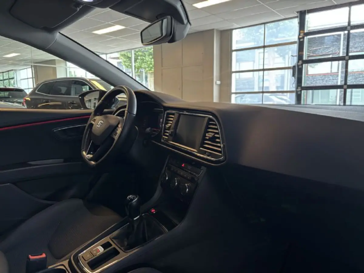 1.5 TSI FR Apple Carplay Adaptive cruise, camera, virtual cockpit enz