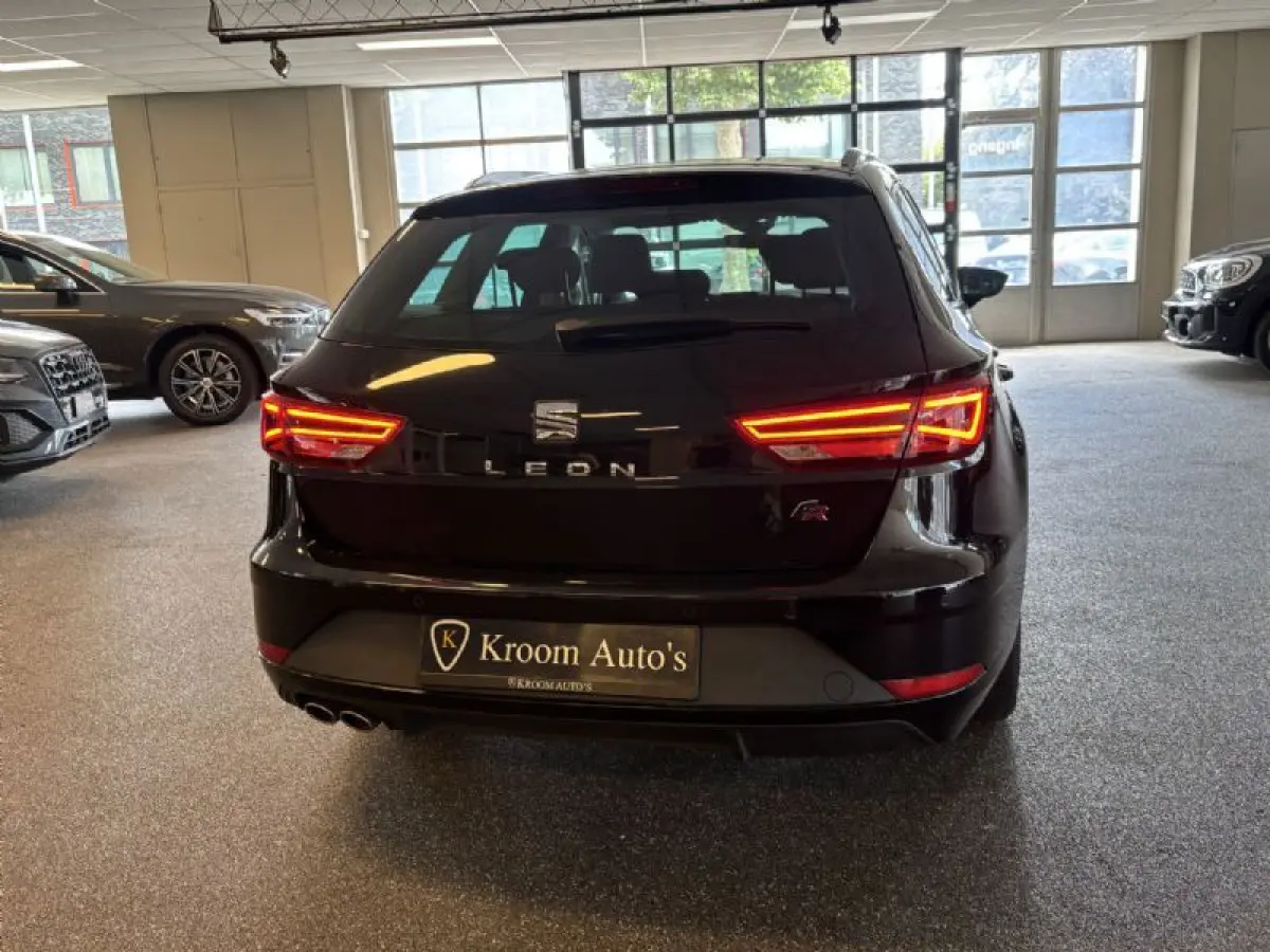 1.5 TSI FR Apple Carplay Adaptive cruise, camera, virtual cockpit enz