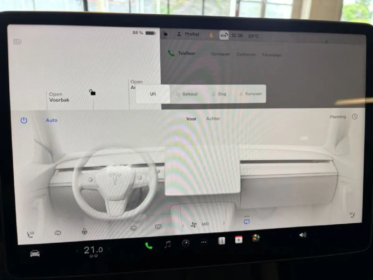 Long Range AWD 78 kWh LONG Range SOH 92.4 % Panorama