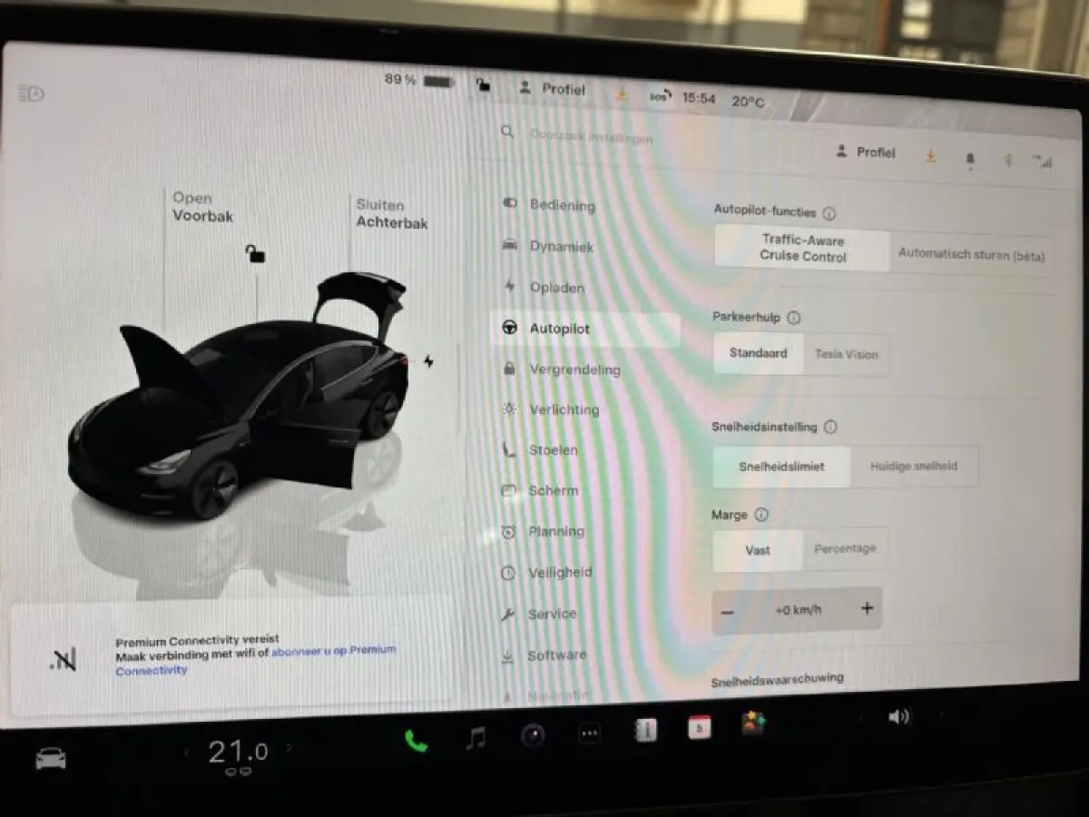 Long Range AWD 78 kWh LONG Range SOH 92.4 % Panorama