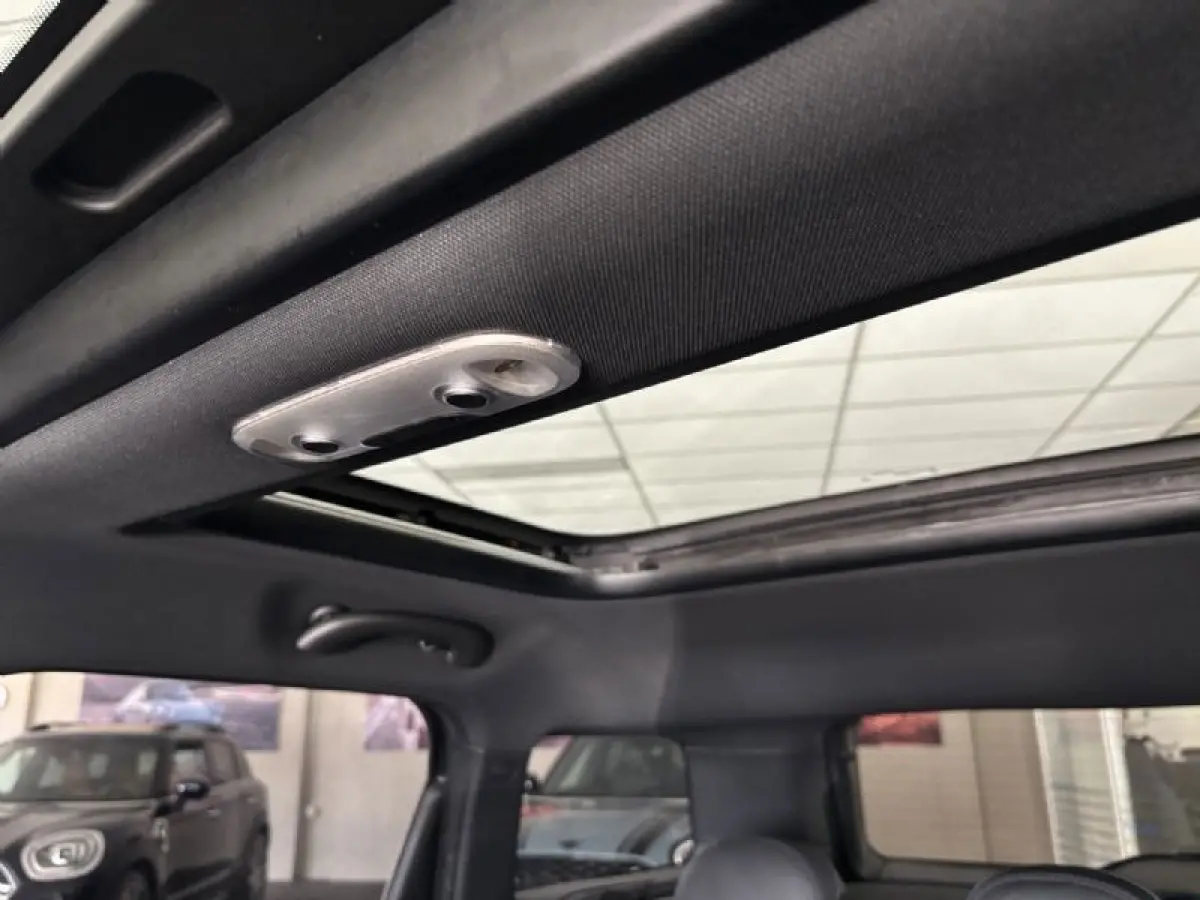 Mini ALL4 Yours Adaptive cruise Leder Panoramadak, Harman Kardon Head up Memory seat, Model 2023