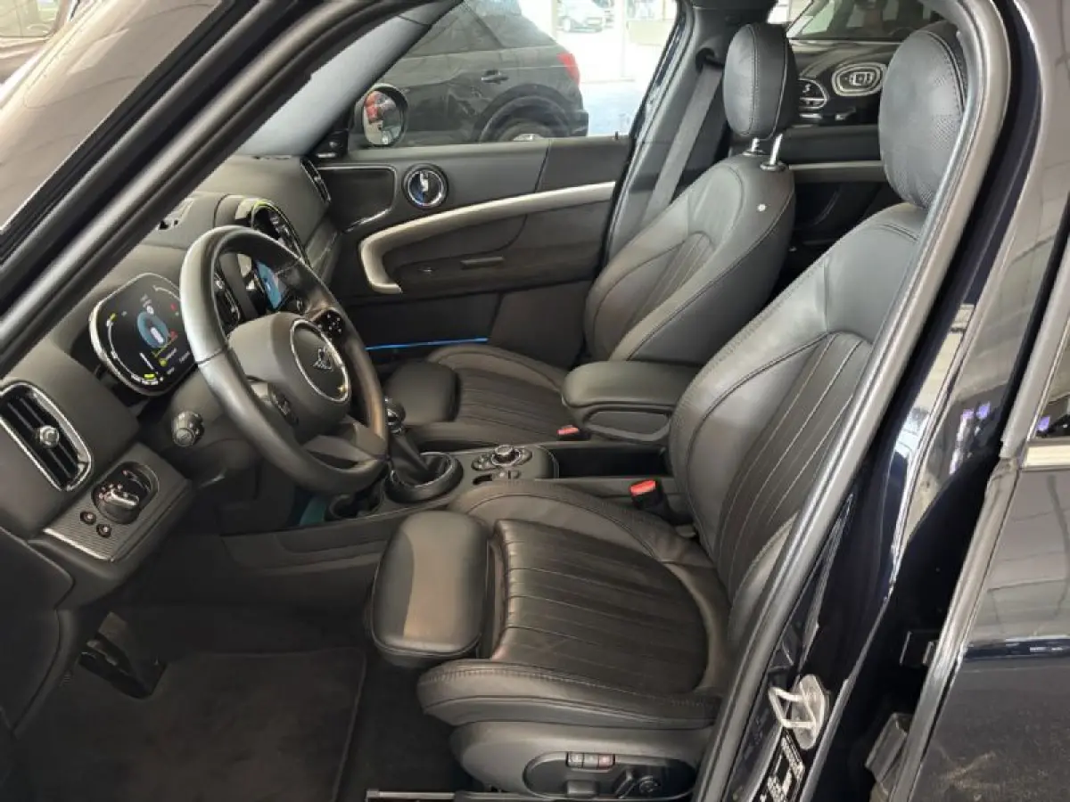 Mini ALL4 Yours Adaptive cruise Leder Panoramadak, Harman Kardon Head up Memory seat, Model 2023