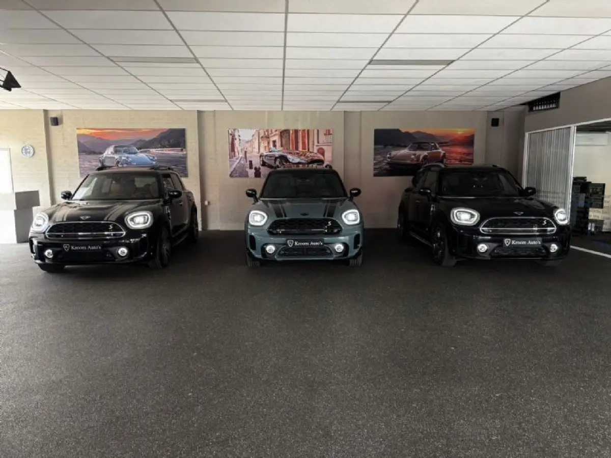 Mini ALL4 Yours Adaptive cruise Leder Panoramadak, Harman Kardon Head up Memory seat, Model 2023