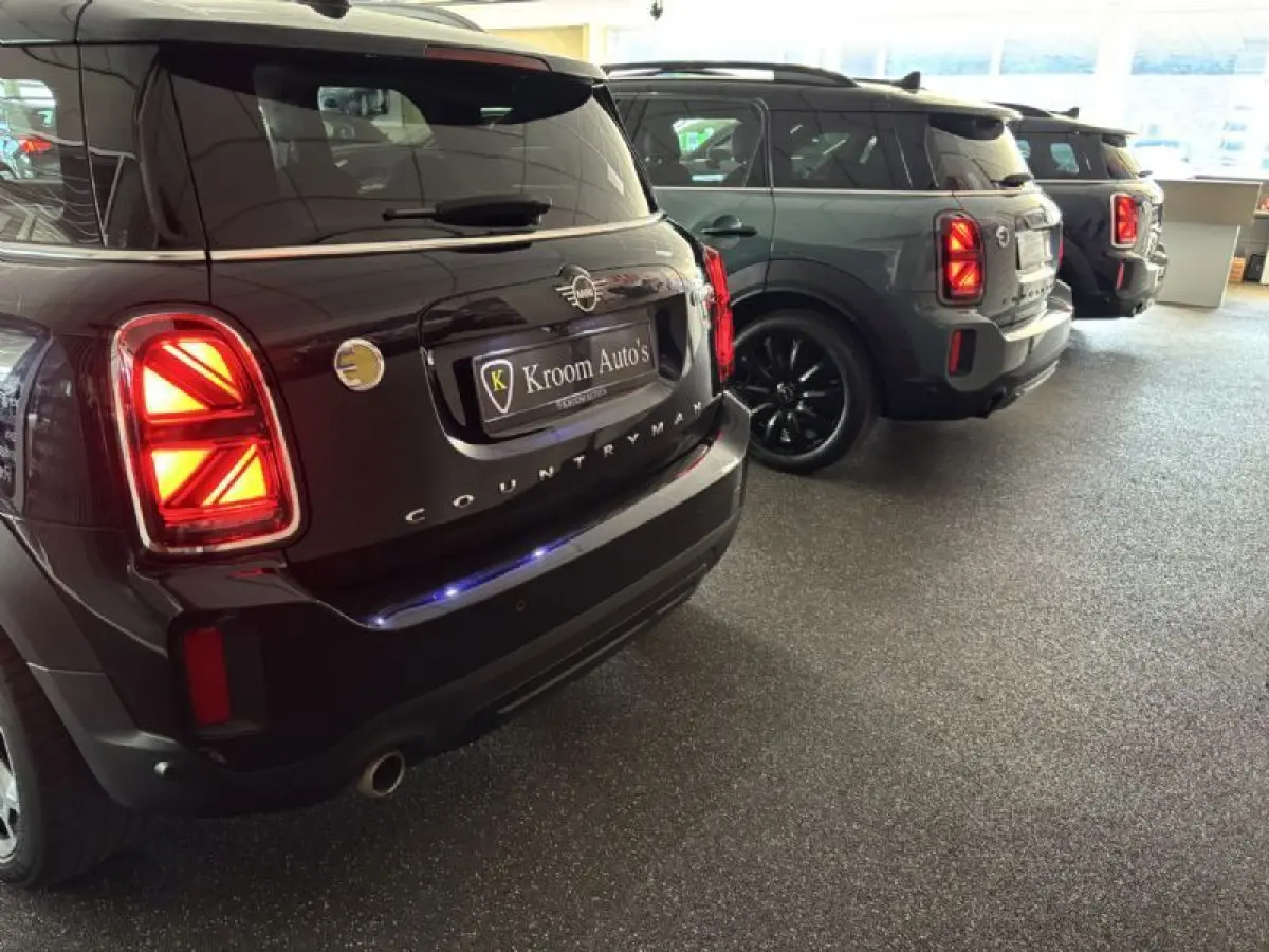 Mini ALL4 Yours Leder Panoramadak Full Option! Model 2023