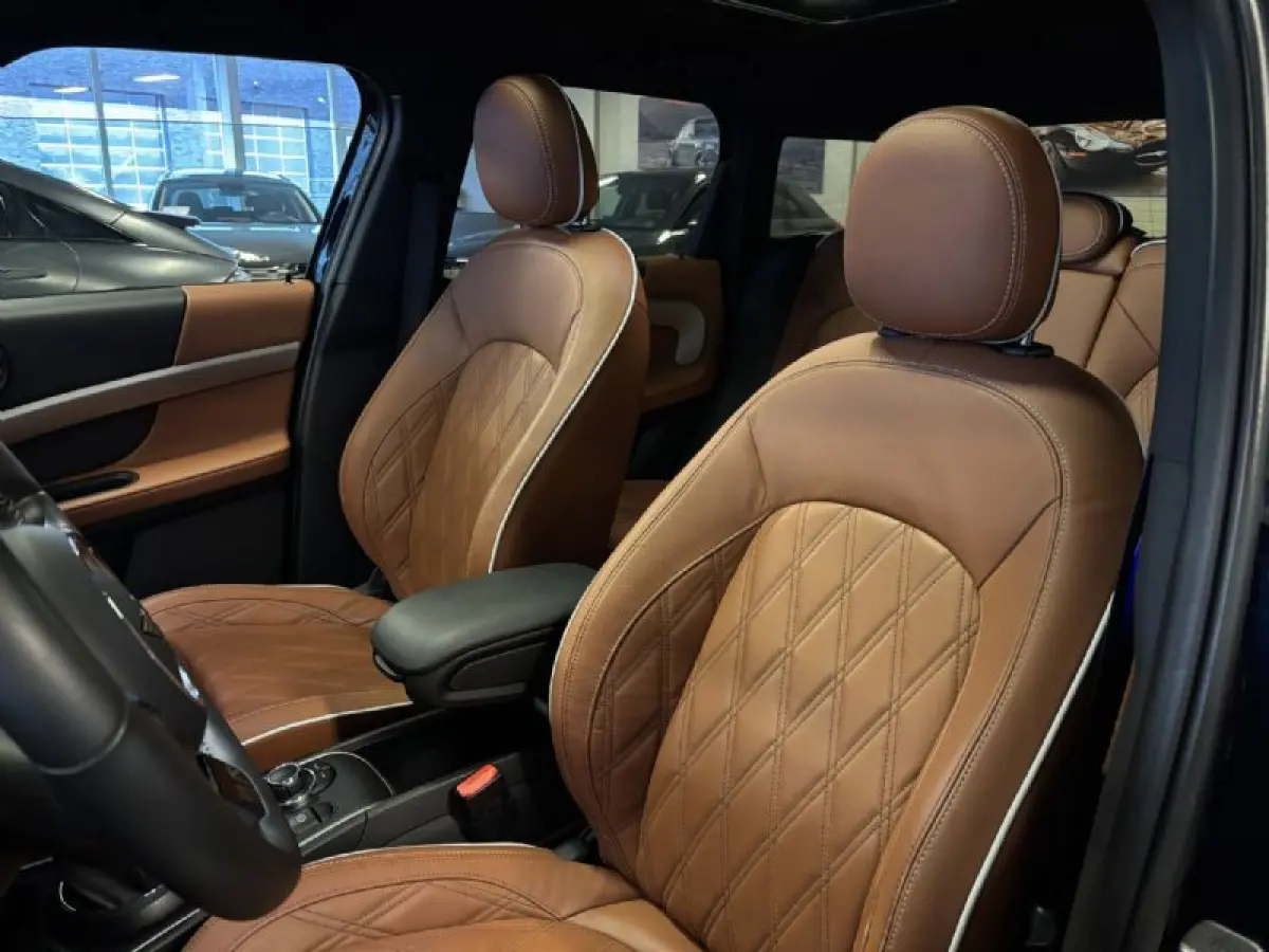 Mini ALL4 5x Chester / Panoramadak / H-K / Dab+ / Apple Carplay / HeadUp / Keyless / Model 2023