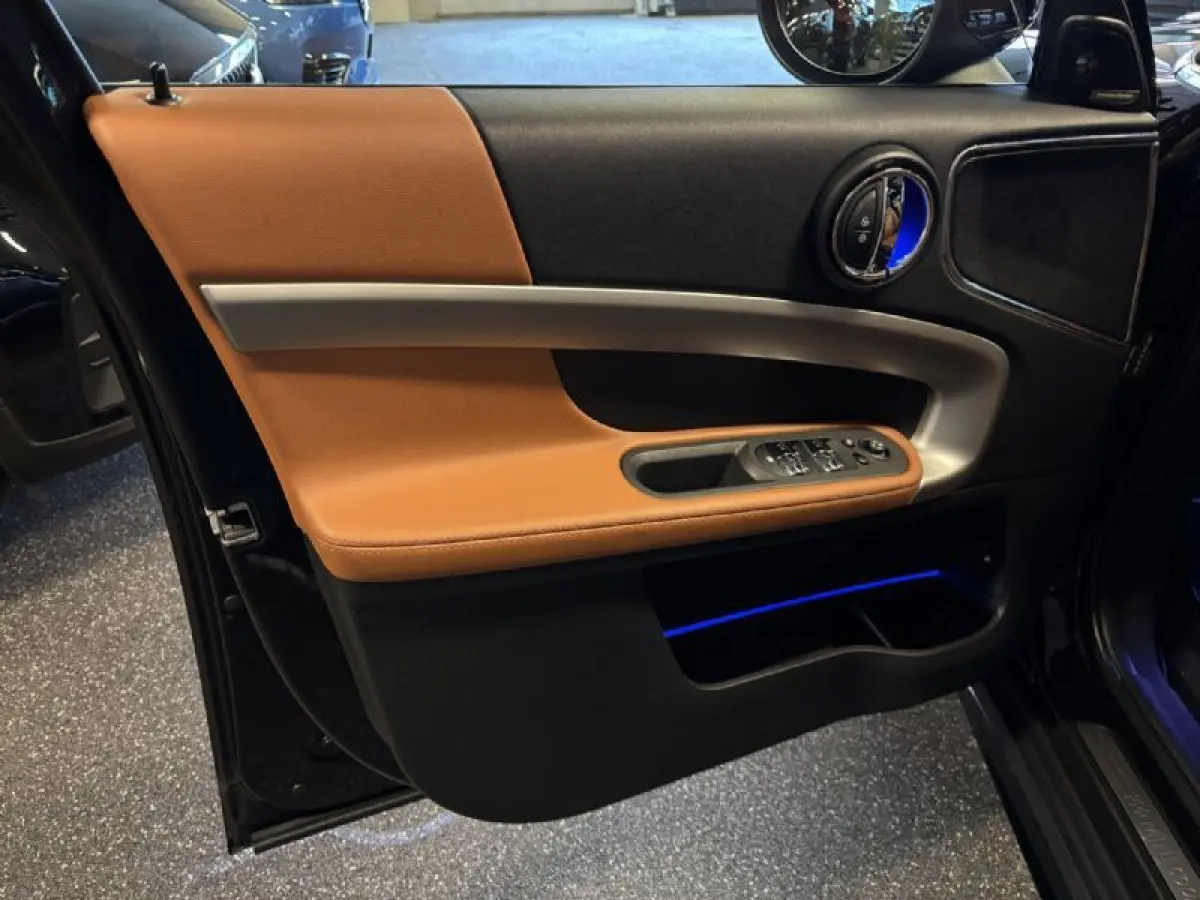 Mini ALL4 5x Chester / Panoramadak / H-K / Dab+ / Apple Carplay / HeadUp / Keyless / Model 2023