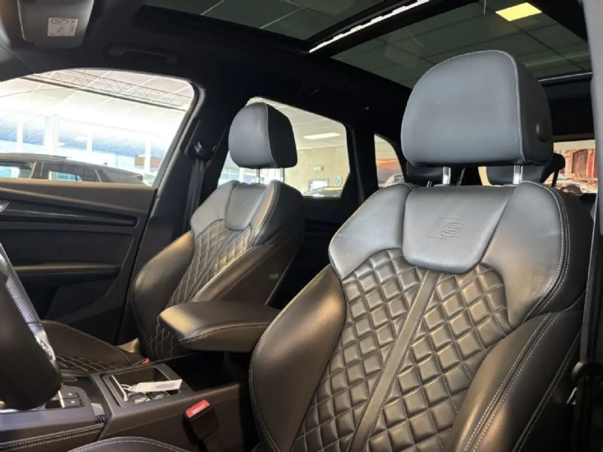 2.0 TFSI 55 Ee quattro Competition, RS, Lucht, Pano - Black Optic - B & O, Virtual / BLIS / 360
