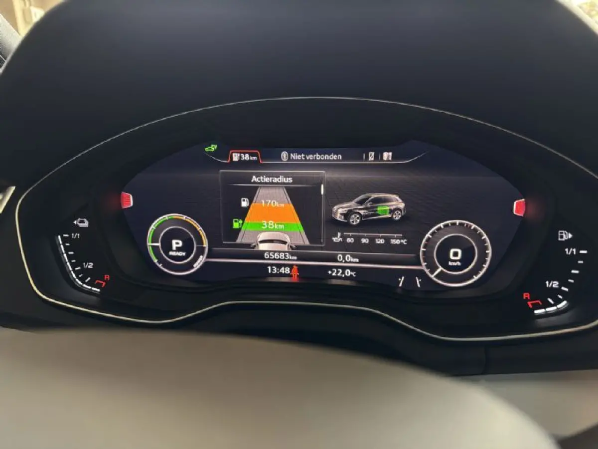 2.0 TFSI 55 Ee quattro Competition, RS, Lucht, Pano - Black Optic - B & O, Virtual / BLIS / 360
