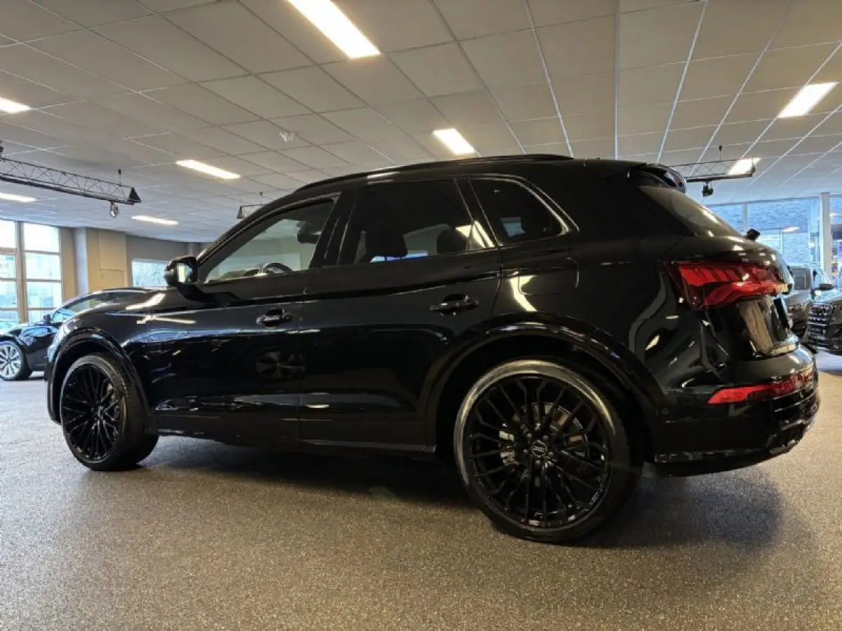 2.0 TFSI 55 Ee quattro Competition, RS, Lucht, Pano - Black Optic - B & O, Virtual / BLIS / 360