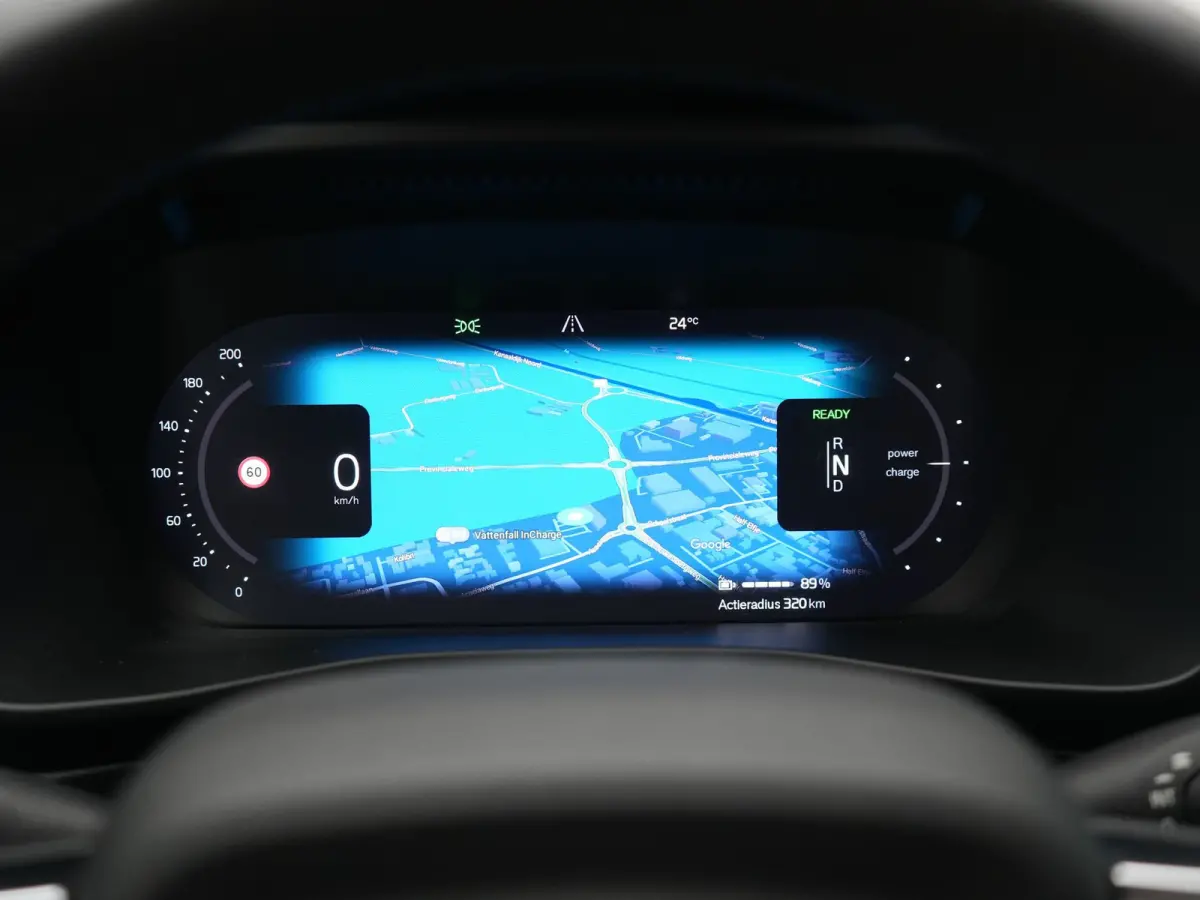 Ultimate 70 kWh 231pk | Panodak | Warmtepomp | Adaptive Cruise | 360 Camera | Harman / Kardon | Alcantara Sportstoelen Memory & Verwarmd | Stuur Verwarmd | Google Assistent | Apple Carplay |