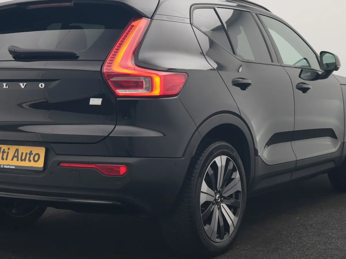 Ultimate 70 kWh 231pk | Panodak | Warmtepomp | Adaptive Cruise | 360 Camera | Harman / Kardon | Alcantara Sportstoelen Memory & Verwarmd | Stuur Verwarmd | Google Assistent | Apple Carplay |
