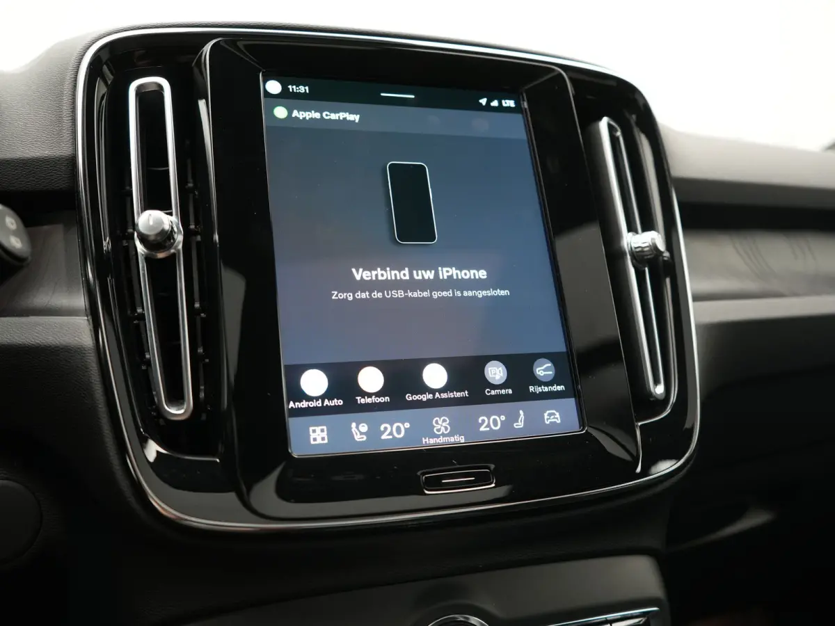 Ultimate 70 kWh 231pk | Panodak | Warmtepomp | Adaptive Cruise | 360 Camera | Harman / Kardon | Alcantara Sportstoelen Memory & Verwarmd | Stuur Verwarmd | Google Assistent | Apple Carplay |