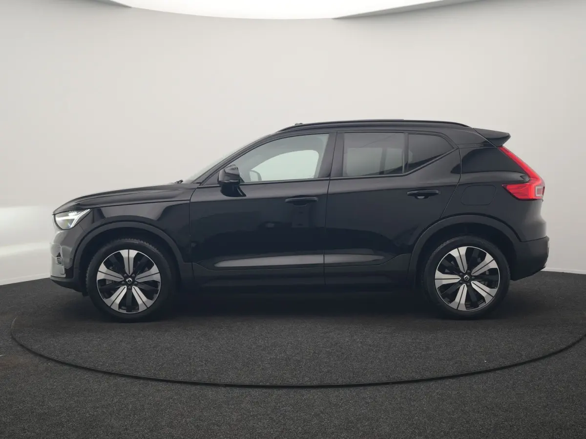 Ultimate 70 kWh 231pk | Panodak | Warmtepomp | Adaptive Cruise | 360 Camera | Harman / Kardon | Alcantara Sportstoelen Memory & Verwarmd | Stuur Verwarmd | Google Assistent | Apple Carplay |
