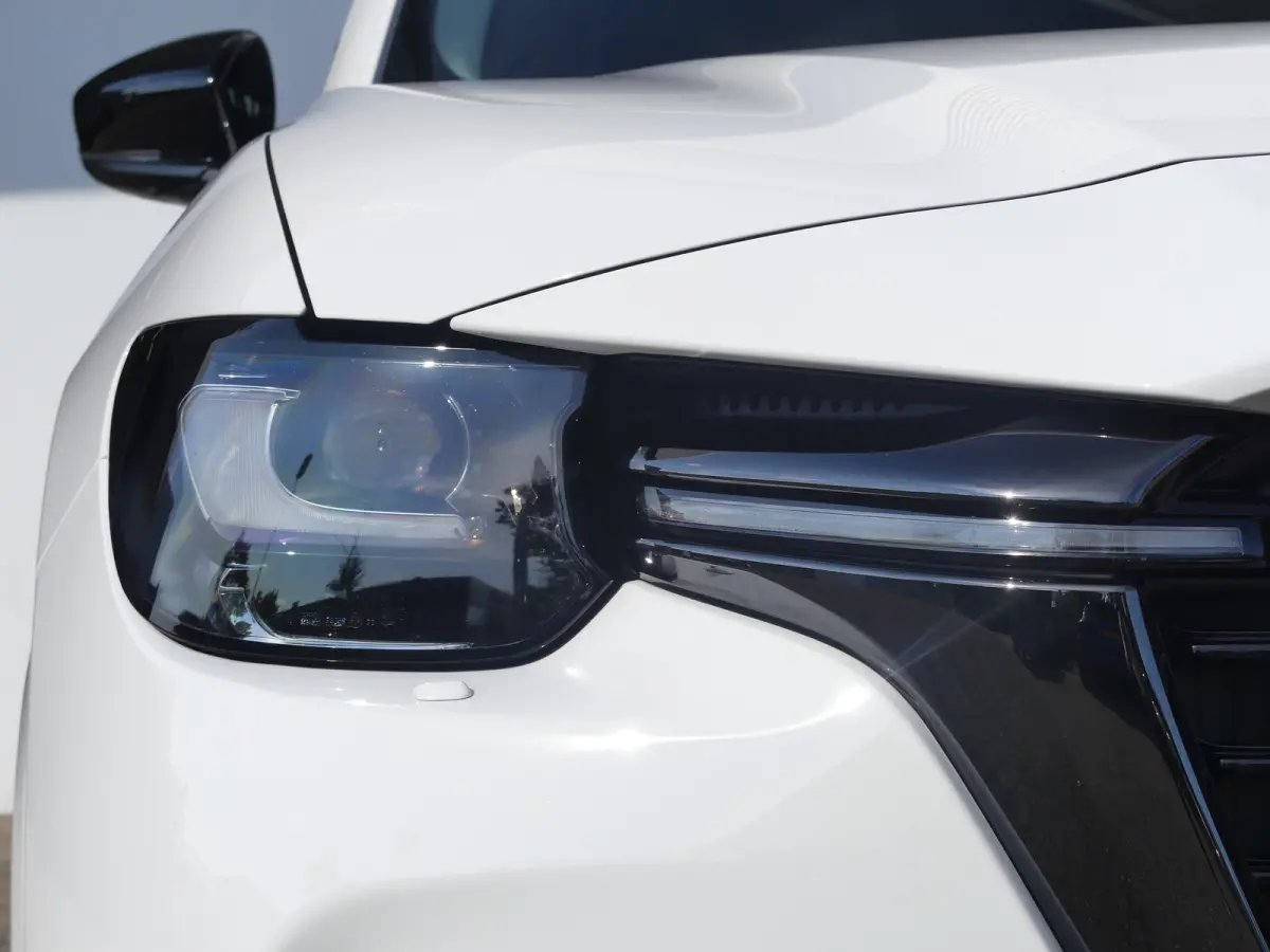 2.5 e-SkyActiv PHEV Homura | TREKHAAK | CAMERA | STUUR+STOELVERWARMING | STOELVENTILATIE | DODEHOEKDETECTIE | ELEKTRISCH VERSTELBARE BESTUURDERSSTOEL MET GEHEUGEN | PARKEERSENSOREN V+A | HEA