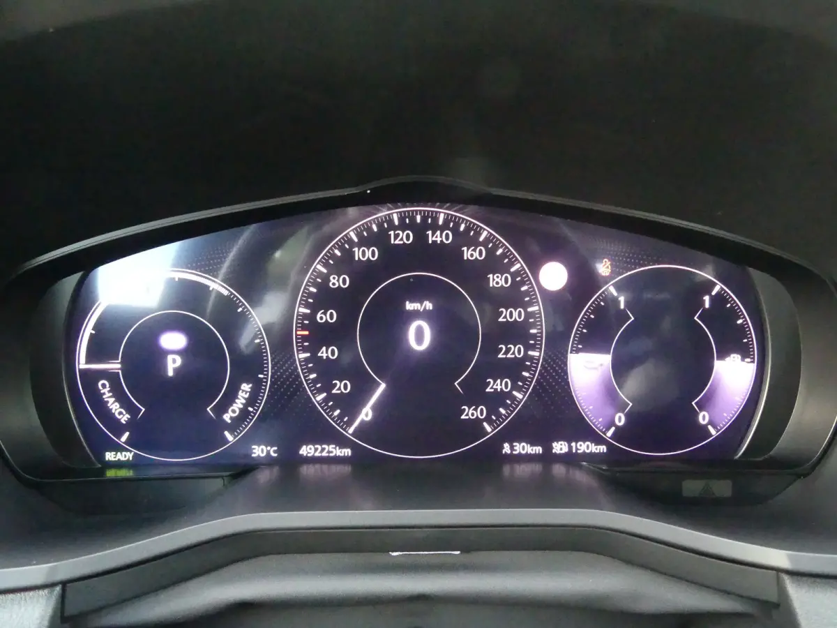 2.5 e-SkyActiv PHEV Homura | TREKHAAK | CAMERA | STUUR+STOELVERWARMING | STOELVENTILATIE | DODEHOEKDETECTIE | ELEKTRISCH VERSTELBARE BESTUURDERSSTOEL MET GEHEUGEN | PARKEERSENSOREN V+A | HEA