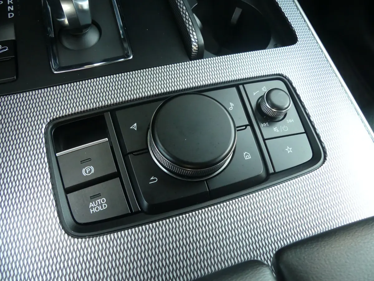 2.5 e-SkyActiv PHEV Homura | TREKHAAK | CAMERA | STUUR+STOELVERWARMING | STOELVENTILATIE | DODEHOEKDETECTIE | ELEKTRISCH VERSTELBARE BESTUURDERSSTOEL MET GEHEUGEN | PARKEERSENSOREN V+A | HEA