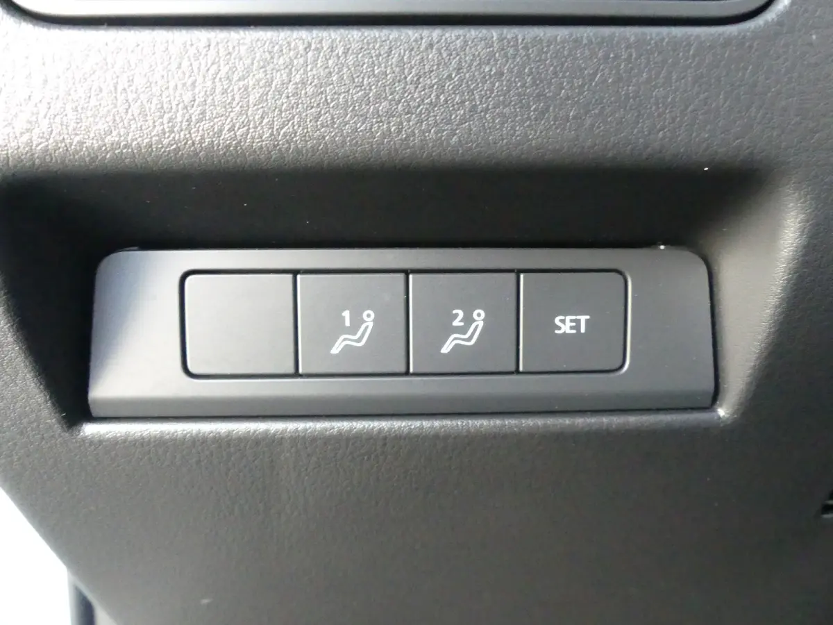 2.5 e-SkyActiv PHEV Homura | TREKHAAK | CAMERA | STUUR+STOELVERWARMING | STOELVENTILATIE | DODEHOEKDETECTIE | ELEKTRISCH VERSTELBARE BESTUURDERSSTOEL MET GEHEUGEN | PARKEERSENSOREN V+A | HEA
