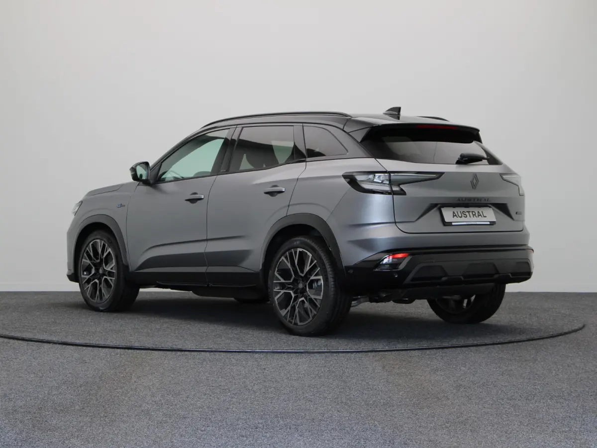 E-Tech full hybrid 200pk esprit Alpine | Vijf jaar garantie | Panoramisch dak | Harman Kardon | HUD | 360 graden camera |