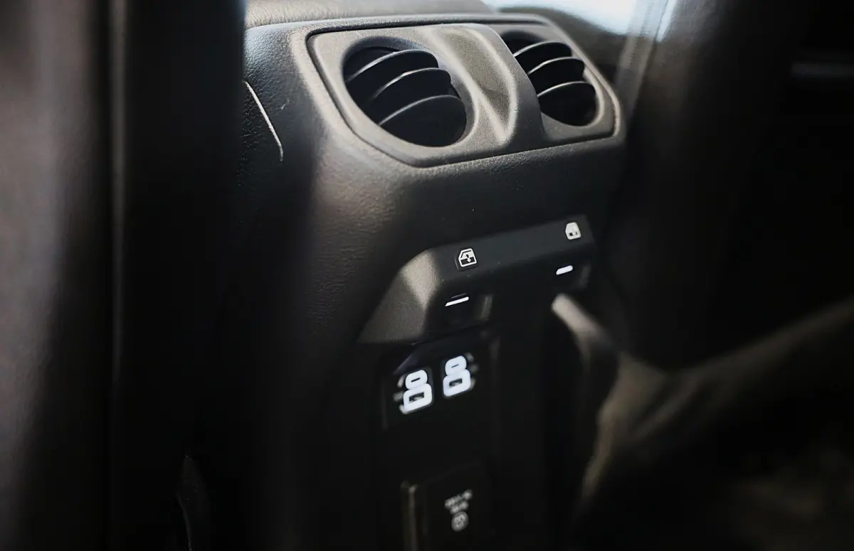 4xe 380 Sahara / 360 Camera / Leder / Navi / Ecc / Elek Pakket / Led / Pdc / 18 Inch / TOPSTAAT