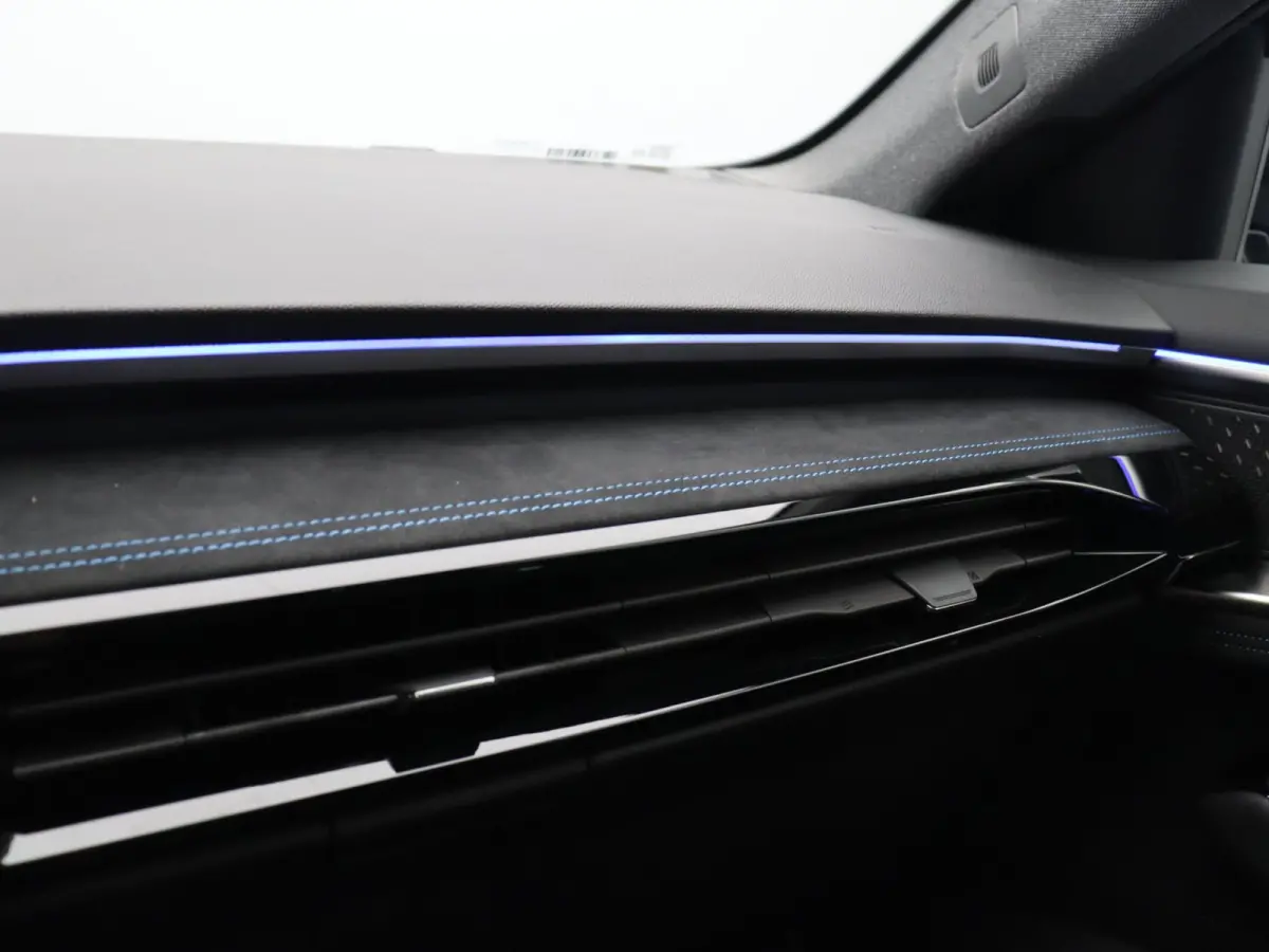 E-Tech full hybrid 200pk esprit Alpine | Vijf jaar garantie | 4Control | Panoramisch dak | Harman Kardon | 360 graden camera |