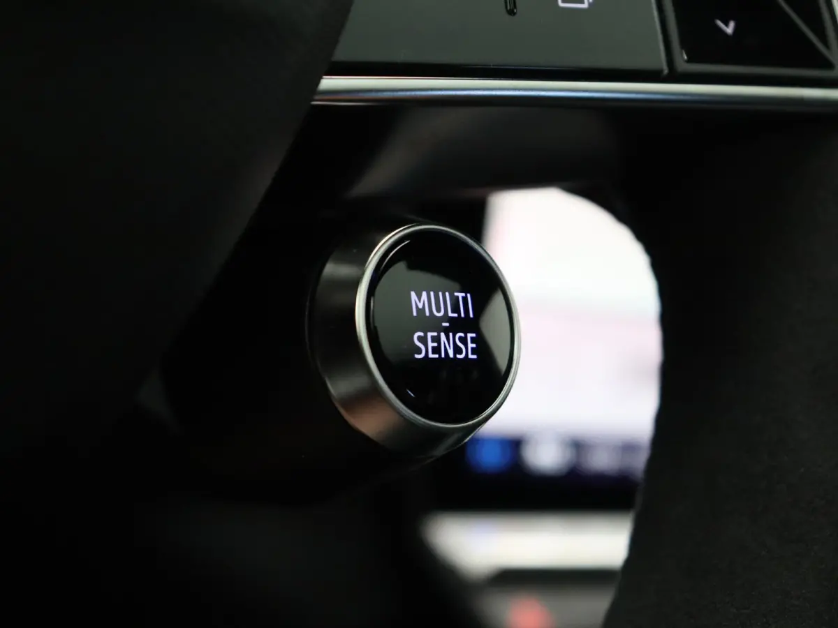 E-Tech full hybrid 200pk esprit Alpine | Vijf jaar garantie | 4Control | Panoramisch dak | Harman Kardon | 360 graden camera |