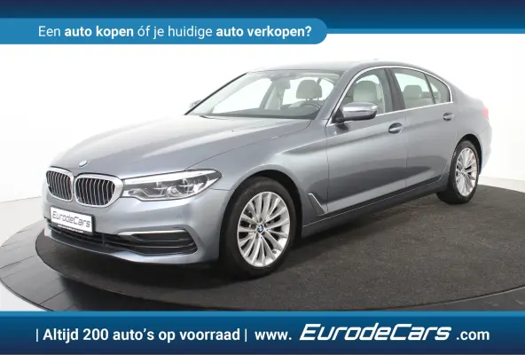 520i A Luxury *Navigatie*Schuifdak*Memory*
