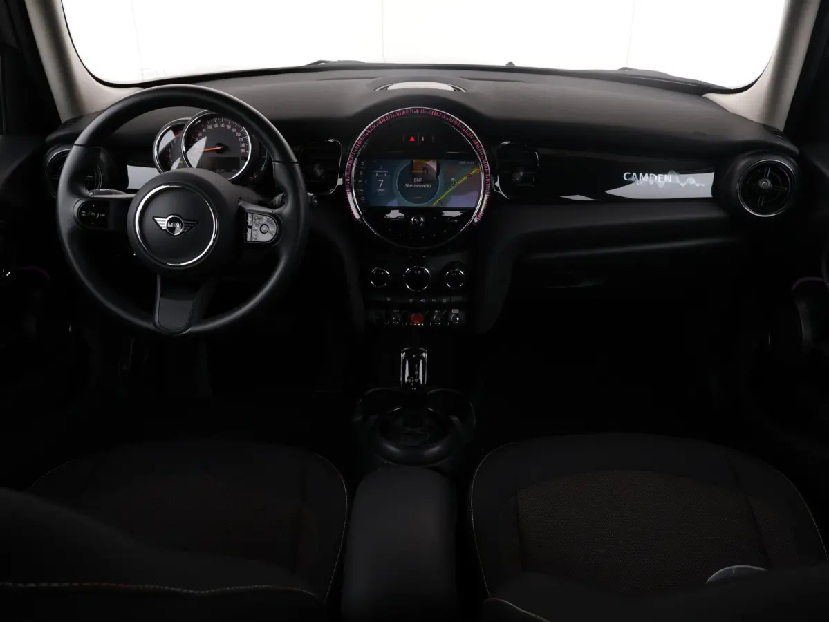 1.5 Cooper Camden Edition Cruise Control/ LED-koplampen/ Navigatie /