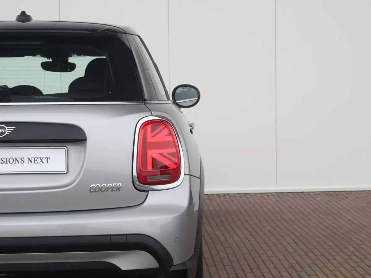 1.5 Cooper Camden Edition Cruise Control/ LED-koplampen/ Navigatie /