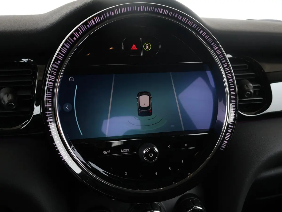 1.5 Cooper Camden Edition Cruise Control/ LED-koplampen/ Navigatie /